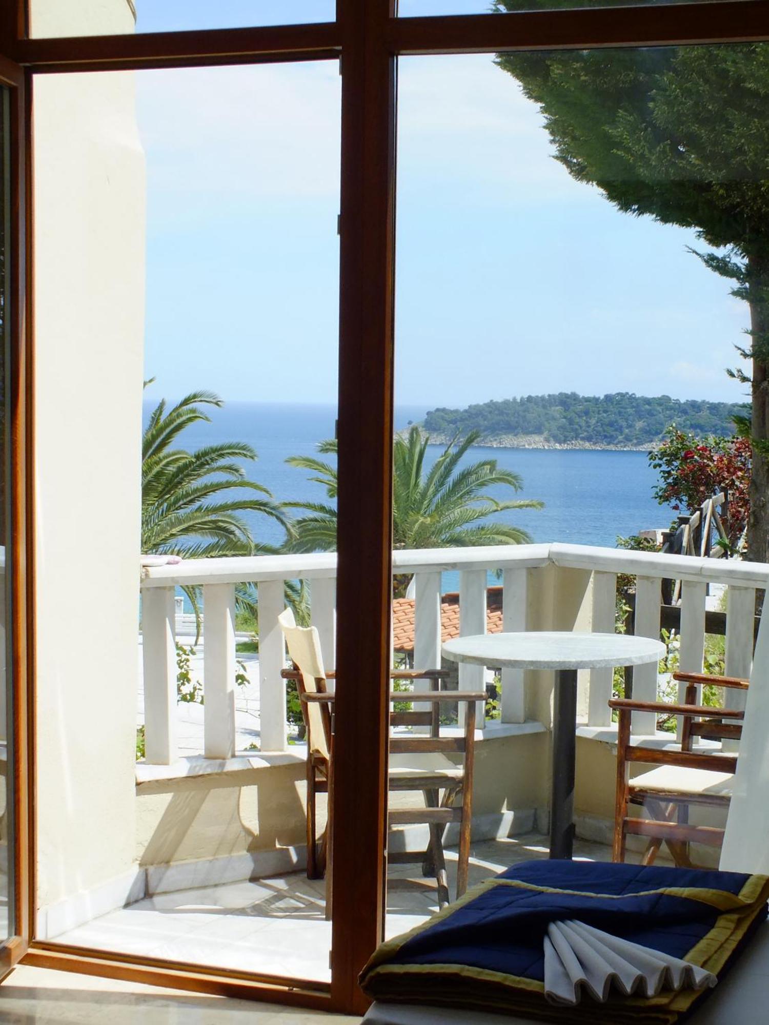 Kinira Beach Hotel الغرفة الصورة