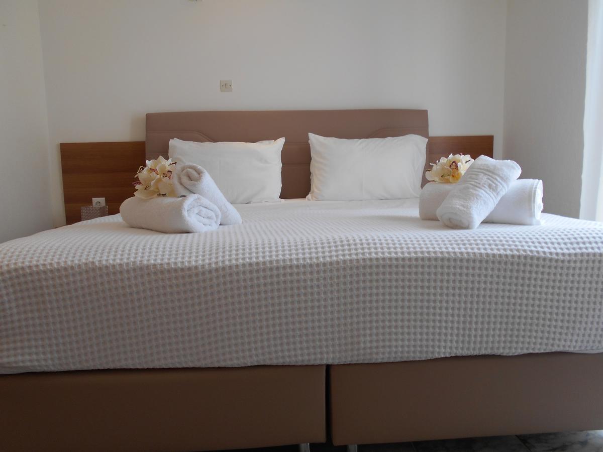 Kinira Beach Hotel المظهر الخارجي الصورة