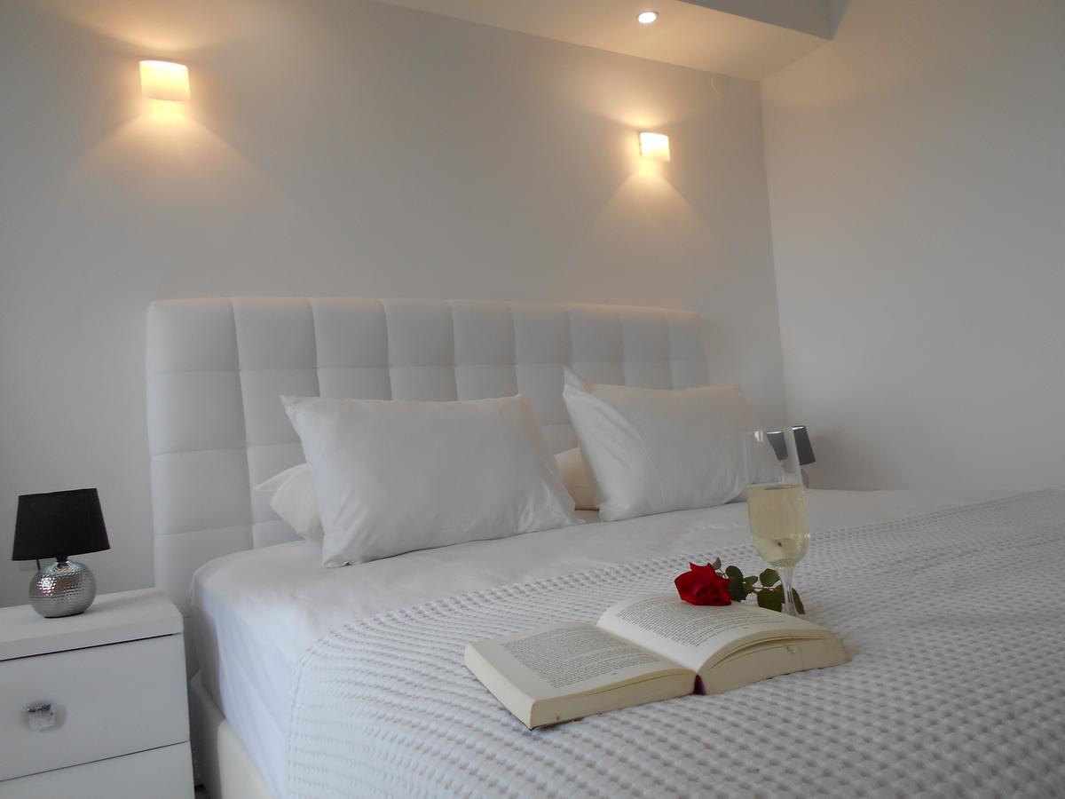 Kinira Beach Hotel المظهر الخارجي الصورة